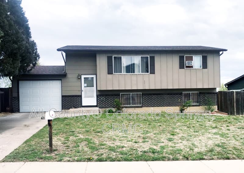 Colorado Springs House: 1237 Chiricahua Drive