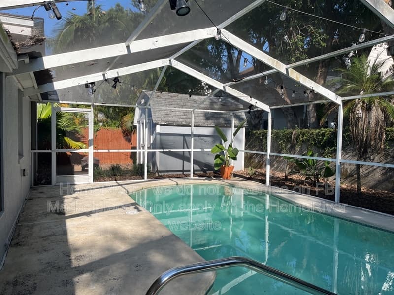 Tampa House: 2706 W Ballast Point Blvd
