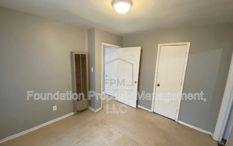 Memphis Condo: 1912 Hubert Avenue