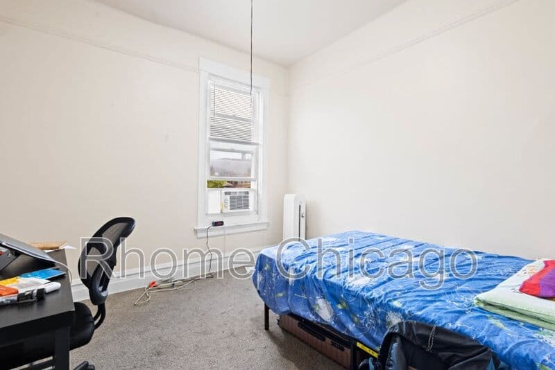 Chicago Condo: 6115 S Drexel Ave