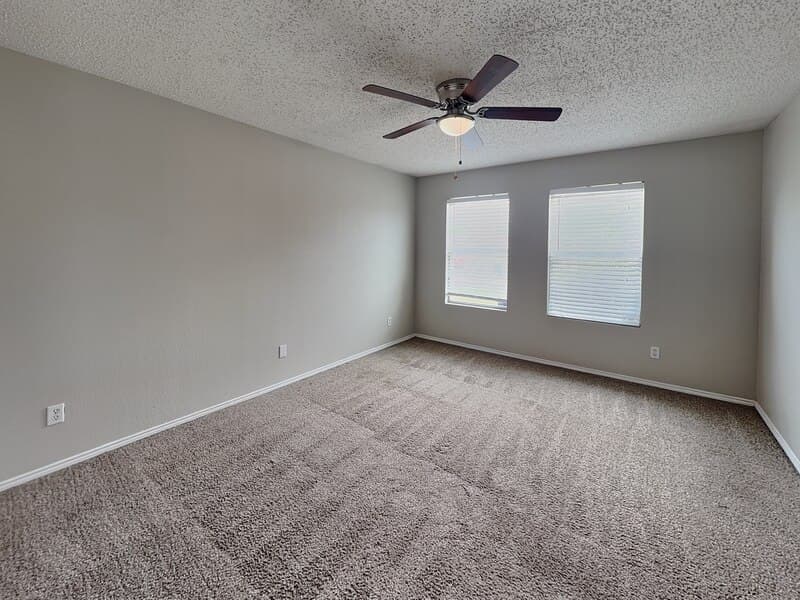 Fort Worth House: 5709 Addington Dr