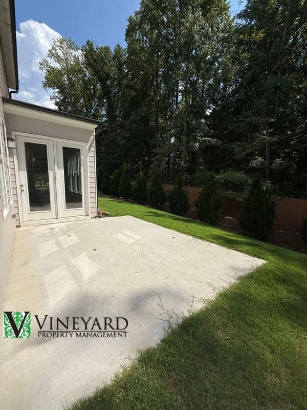 Holly Springs House: 265 Birchwood Row