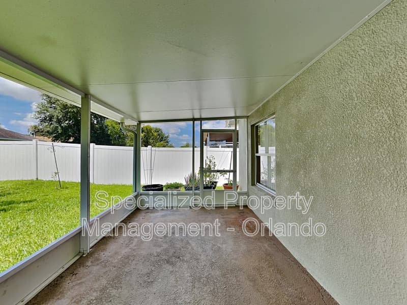 Winter Garden House: 1938 Sherbourne St