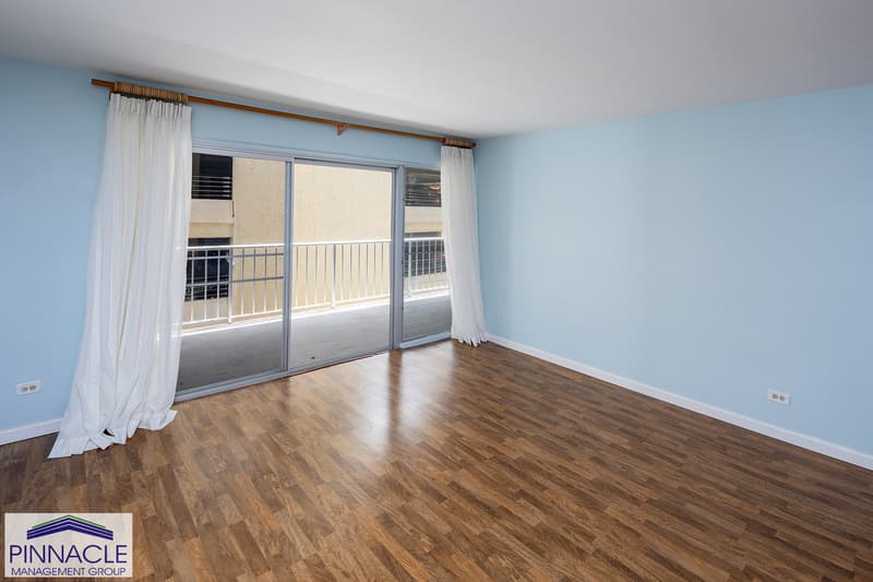 Honolulu Condo: 1658 Liholiho St. #304
