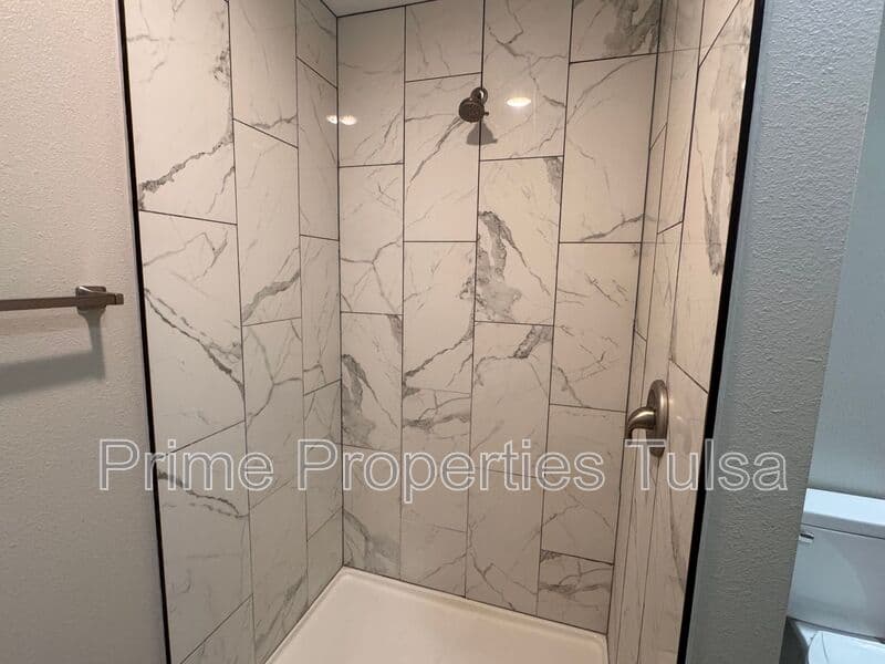 Tulsa Condo: 4120 W. 56th Pl. S.