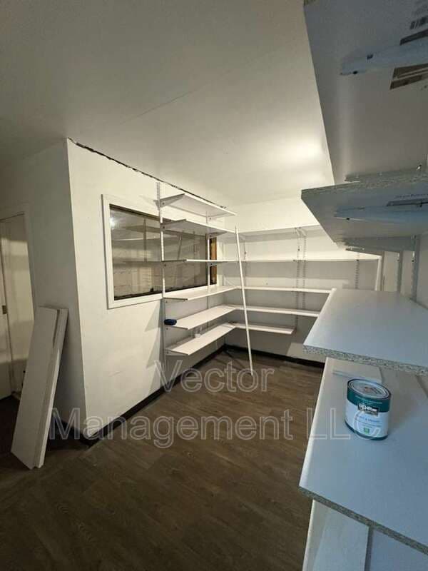 Hamden House: 1158 Dixwell Avenue - Team Mall - B1