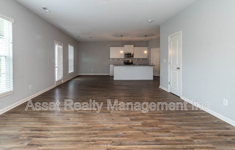 Knoxville House: 7832 Beeler Farms Ln