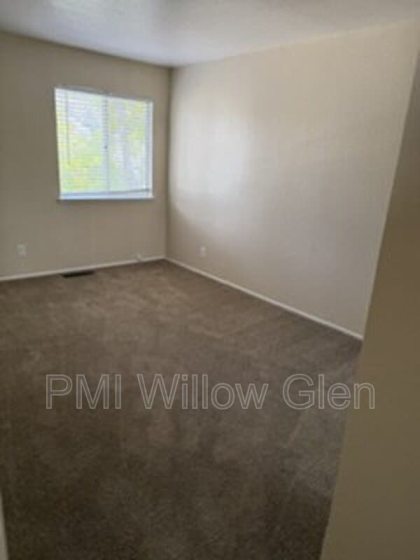 San Jose Townhome: 7379 Tulare Hill Drive