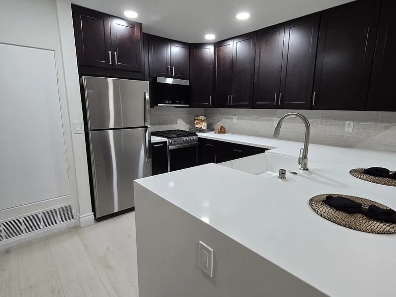 Orange Condo: 4900 E Chapman Ave