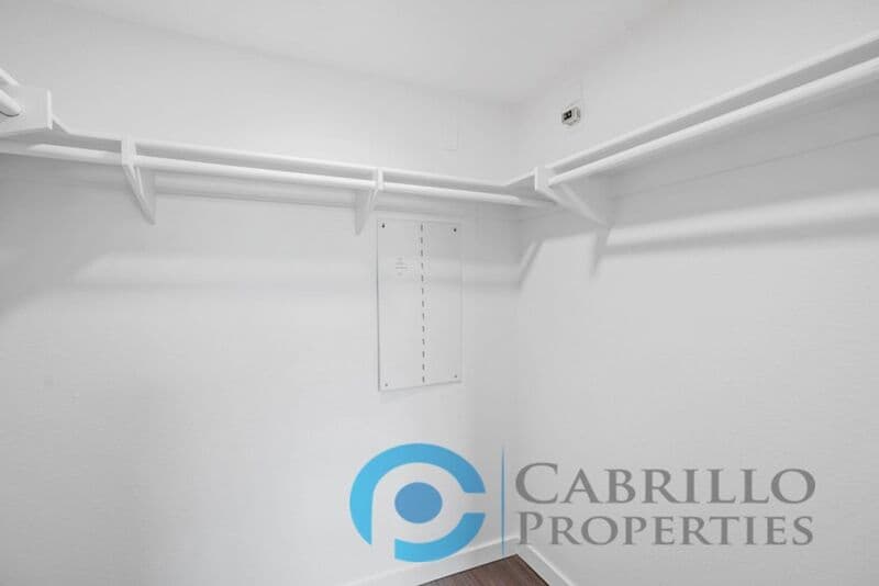 San Diego Apartment: 2724 El Cajon Blvd