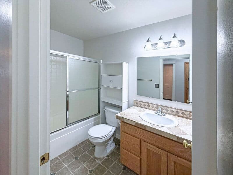 Eugene House: 1015 Argon Ave