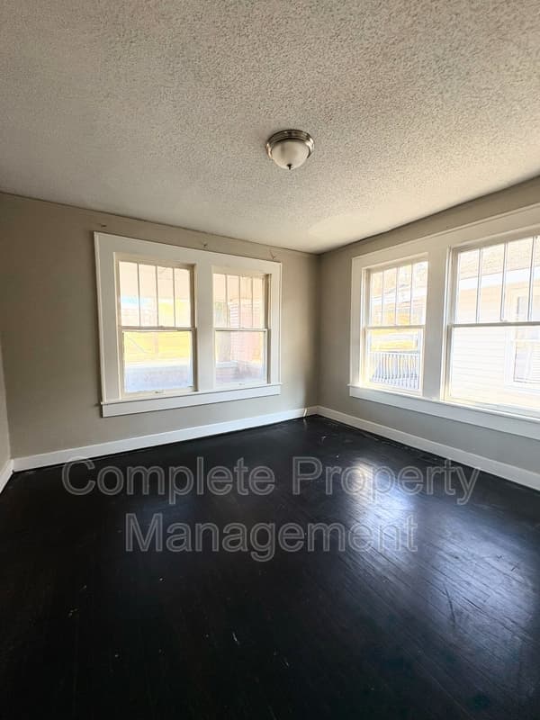 Birmingham House: 512 81st Street South