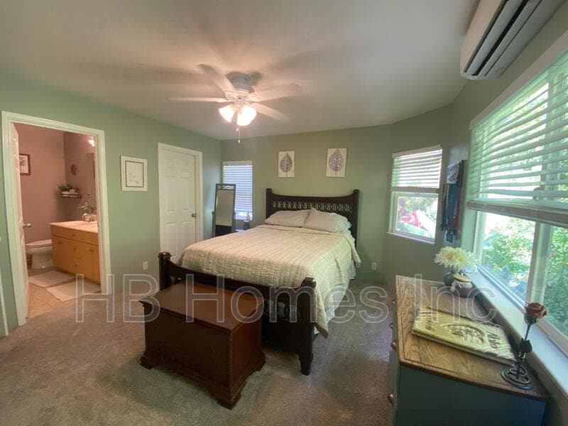 Mililani Condo: 95-1349 Wikao Street
