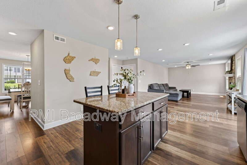 Clarksville House: 488 Kinslow Court