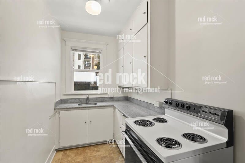 Spokane Condo: 615 West 6th Avenue - D
