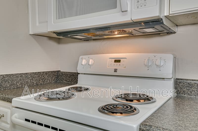 Augusta Condo: 4008-C Wheeler Woods Road