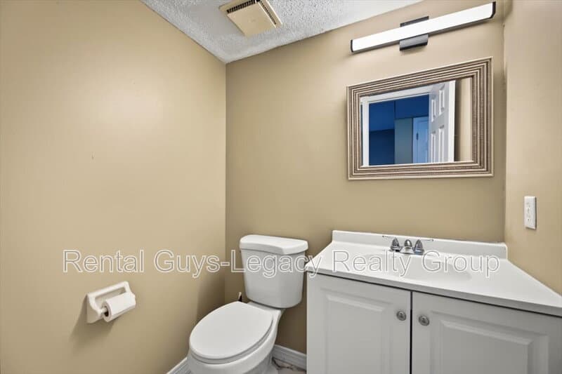 Orange Park Townhome: 803 Kettering Way