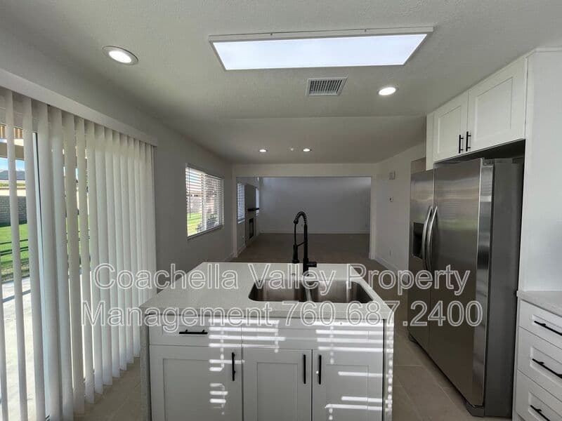 Indio House: 47675 Azalea St