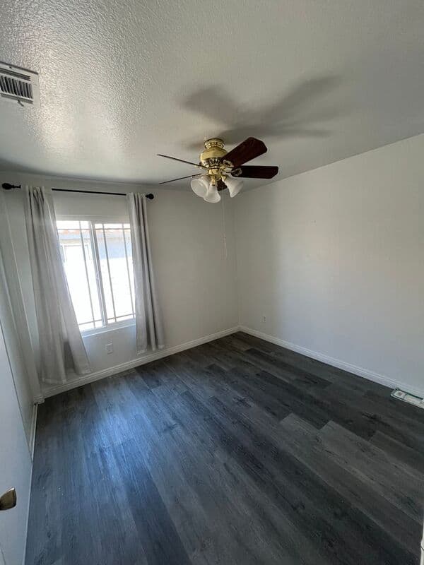 Murrieta House: 24402 Calle Tassjara