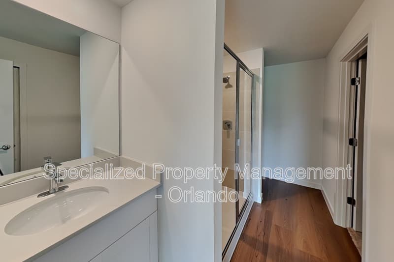 Ocala House: 4838 NW 16th Ln
