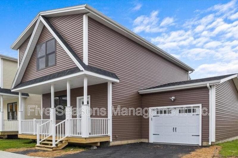 Winooski House: 34 Mollys Way