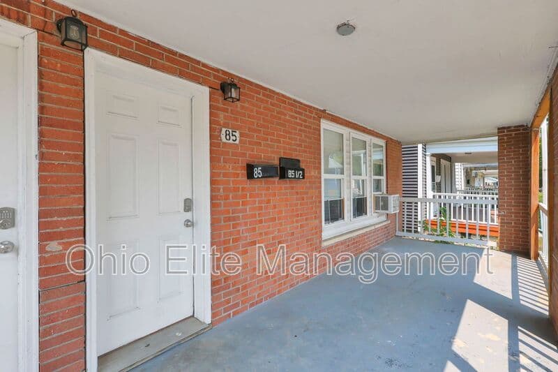 Columbus House: 85 S Wheatland Ave
