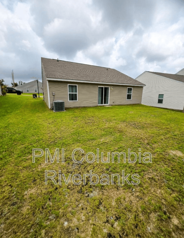 Elgin House: 218 Sundew Rd