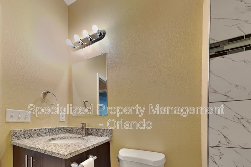 Ocala House: 5017 SW 165th Street Rd