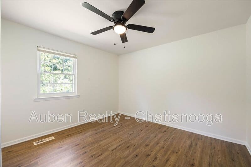 Ooltewah House: 4015 Shady Oak Drive