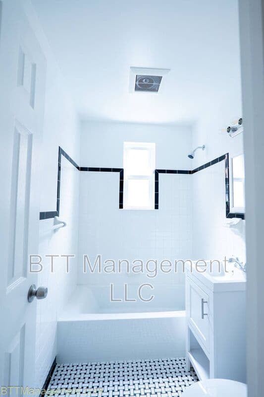 Silver Spring Condo: 8805 Plymouth St - 4