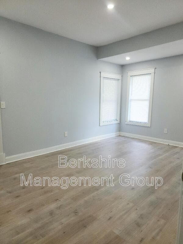 Lakeland House: 826 S New York Ave