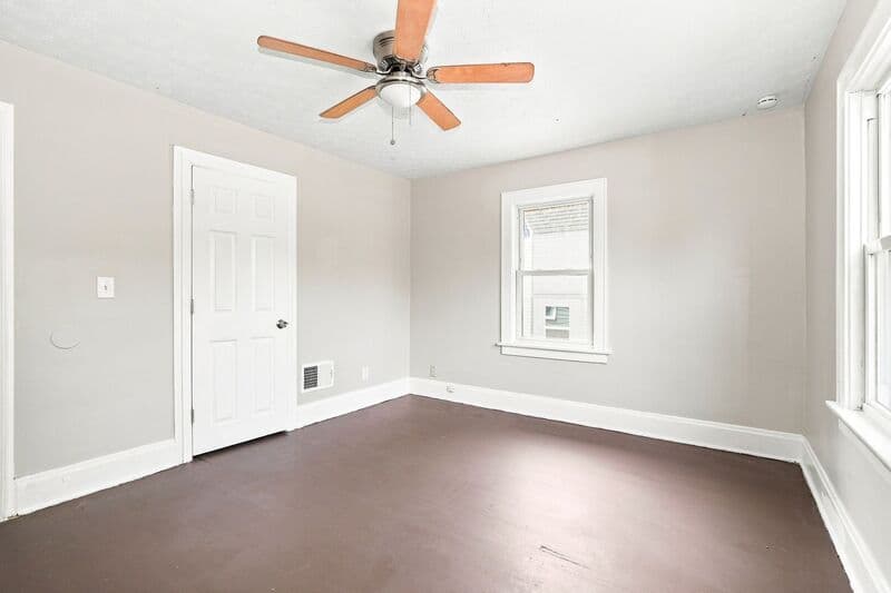 Columbus House: 132 S. Highland Avenue