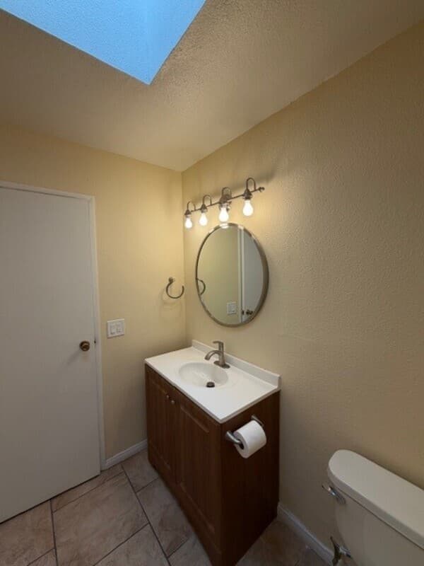 National City Condo: 1609 Grove Street Unit B
