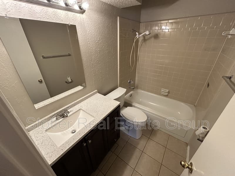 Arlington House: 5425 Stagetrail Drive