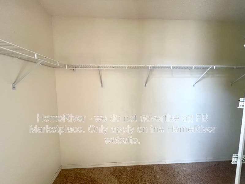 Riverview House: 9810 Sunnyoak Dr