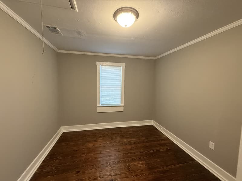 Winder House: 298 Atlanta Highway Southeast