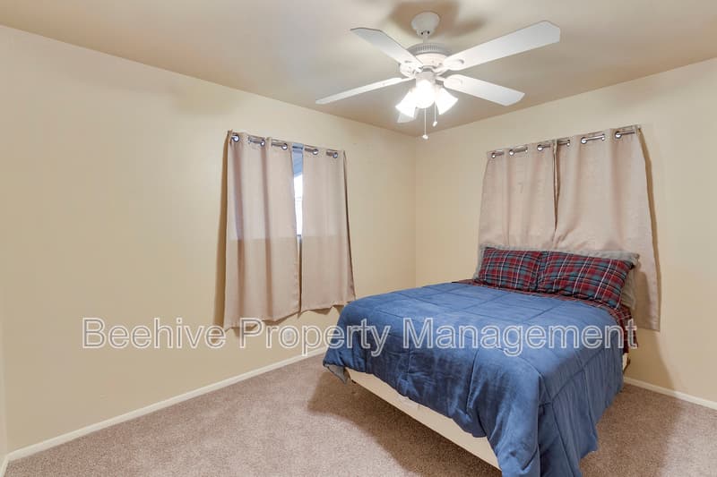 Mesa House: 5328 E Decatur St