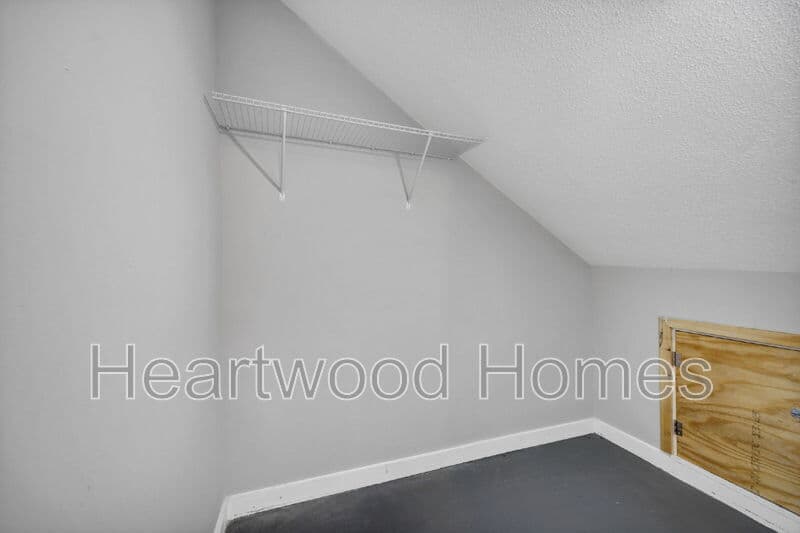 Columbia Condo: 119 Church Street