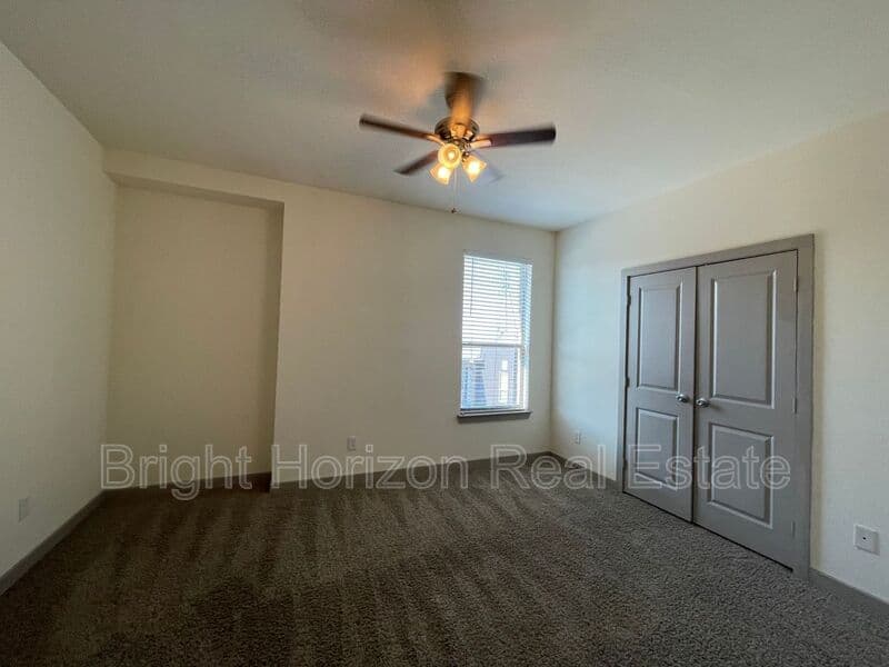 Hurst Condo: 3629 Valley Vista Drive