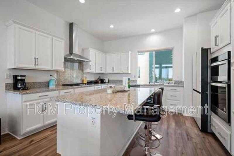 Irvine House: 102 Keeper