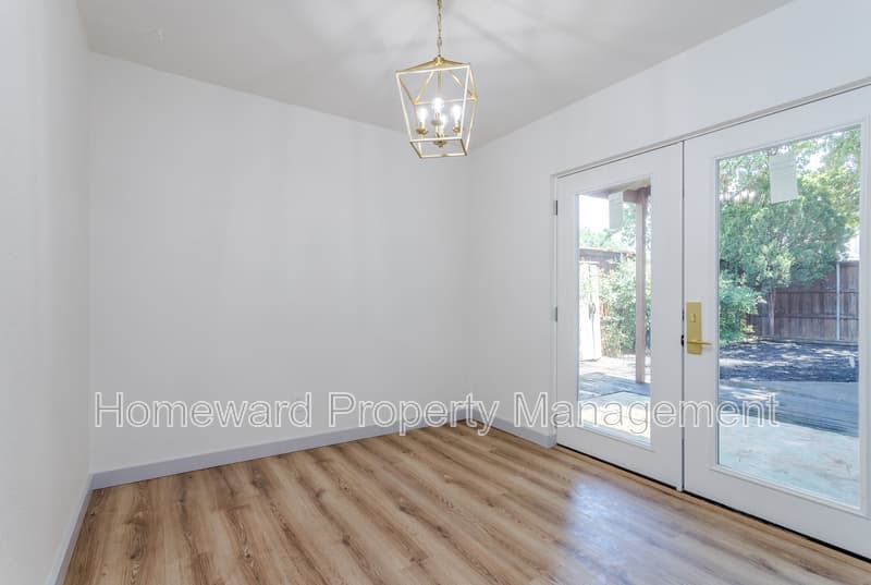 Carrollton Condo: 2026 Via Ballena - 1