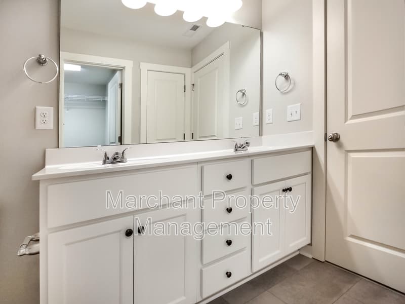 Simpsonville Townhome: 832 Stonebriar Street