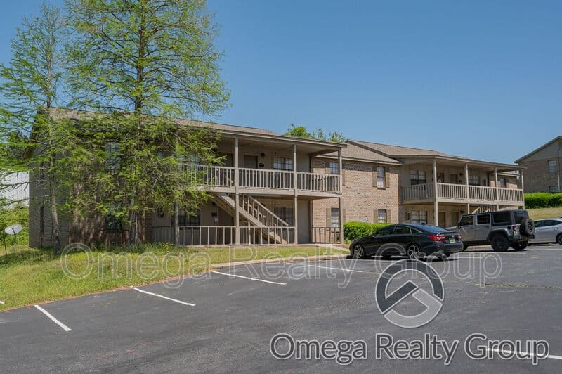 Phenix City Apartment: 901 25th Ave