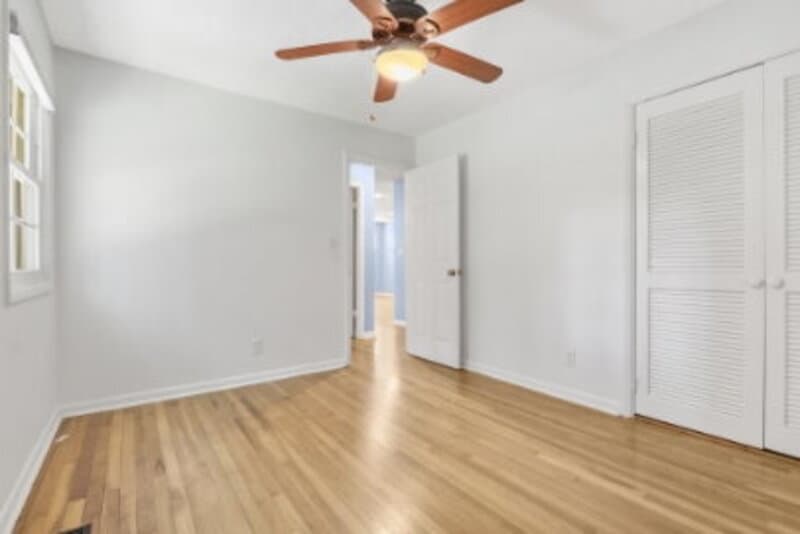 Southern Pines House: 1355 North Ridge Street