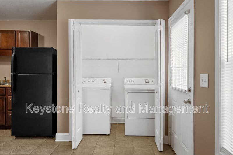 Clarksville Townhome: 2296 McCormick Lane