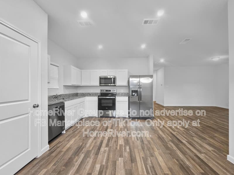 Springtown House: 613 Jameson St