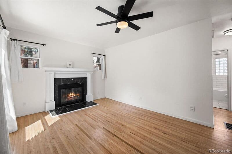 Englewood House: 3726 S Sherman St