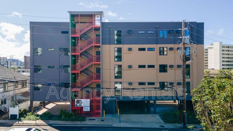 Honolulu Condo: 1407 Pensacola Street