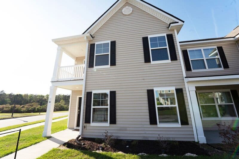 Port Wentworth House: 8J Crabapple Circle