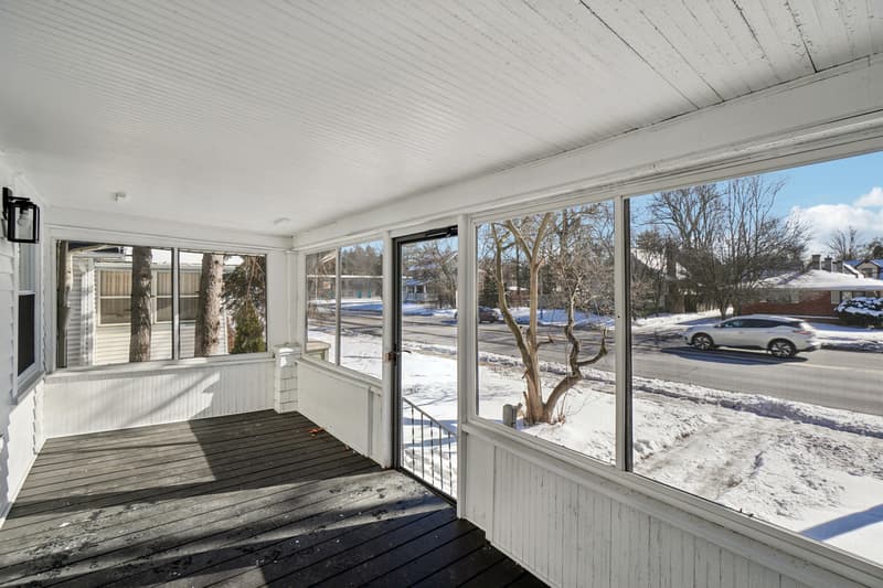 Royal Oak House: 214 West Twelve Mile Road